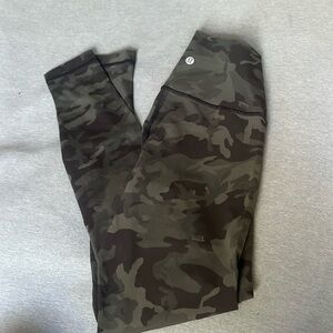 Lulu lemon yoga pants